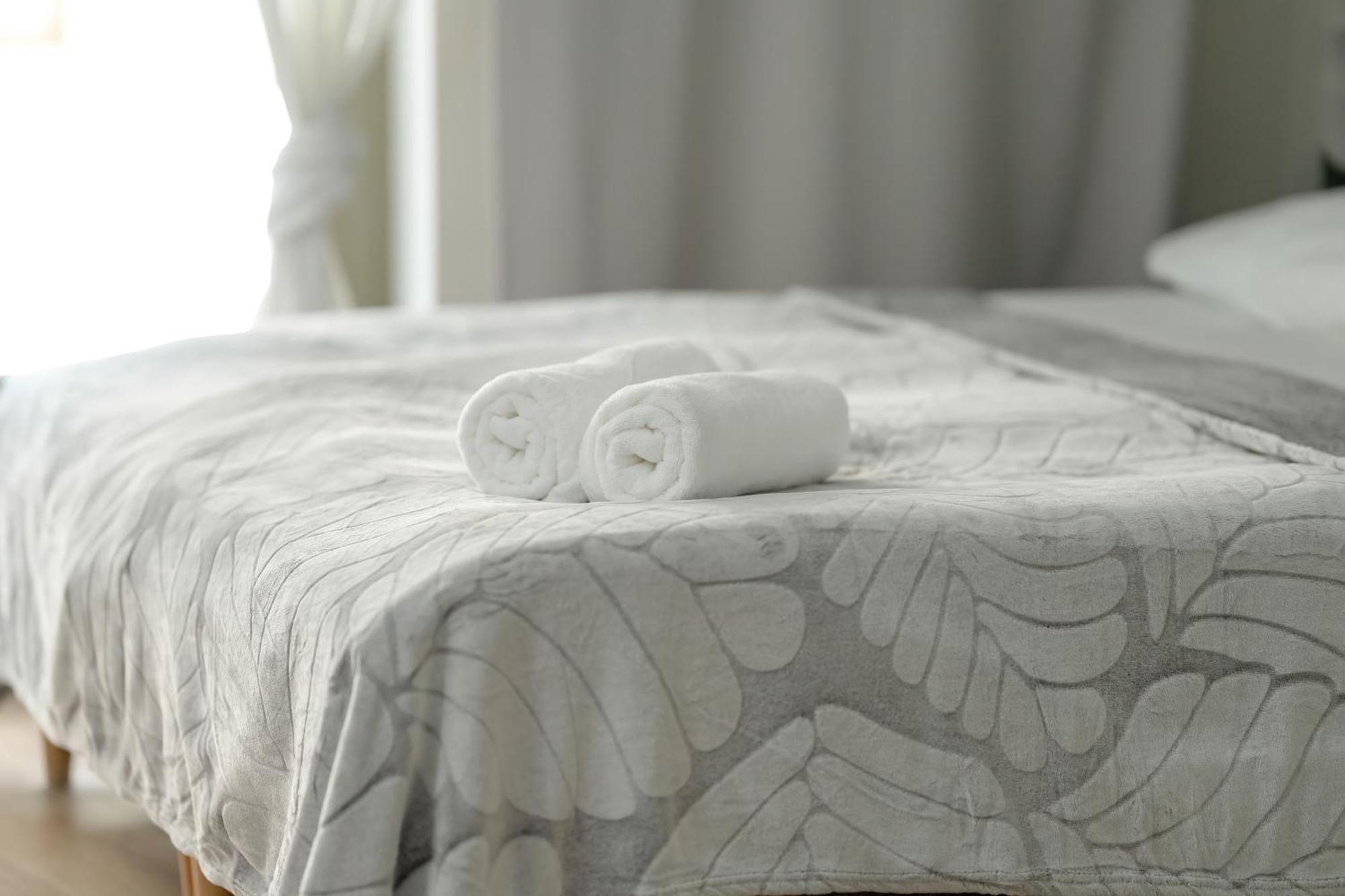 Stylowe I Eleganckie Studia Very Berry W Poznaniu By Noclegi Renters Dış mekan fotoğraf